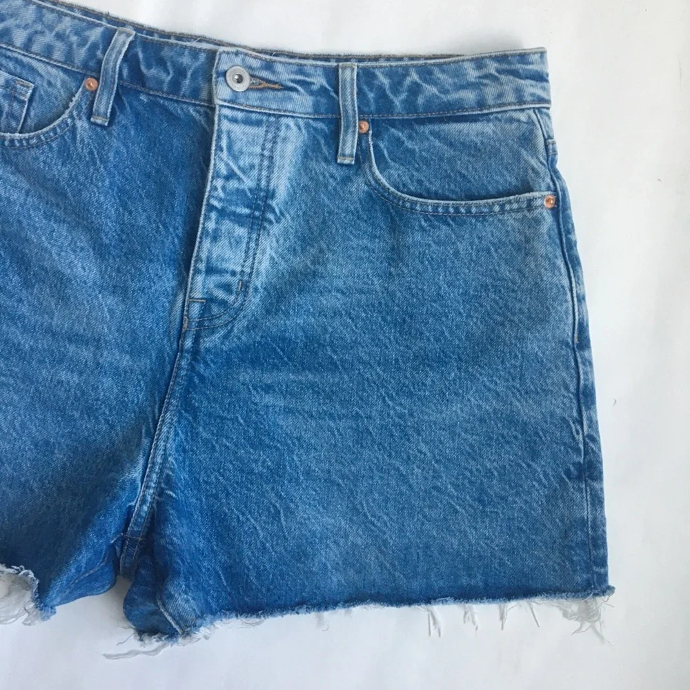 OUTLAND DENIM Annie High Rise Relaxed Former Blue Denim Jean Short Size 31